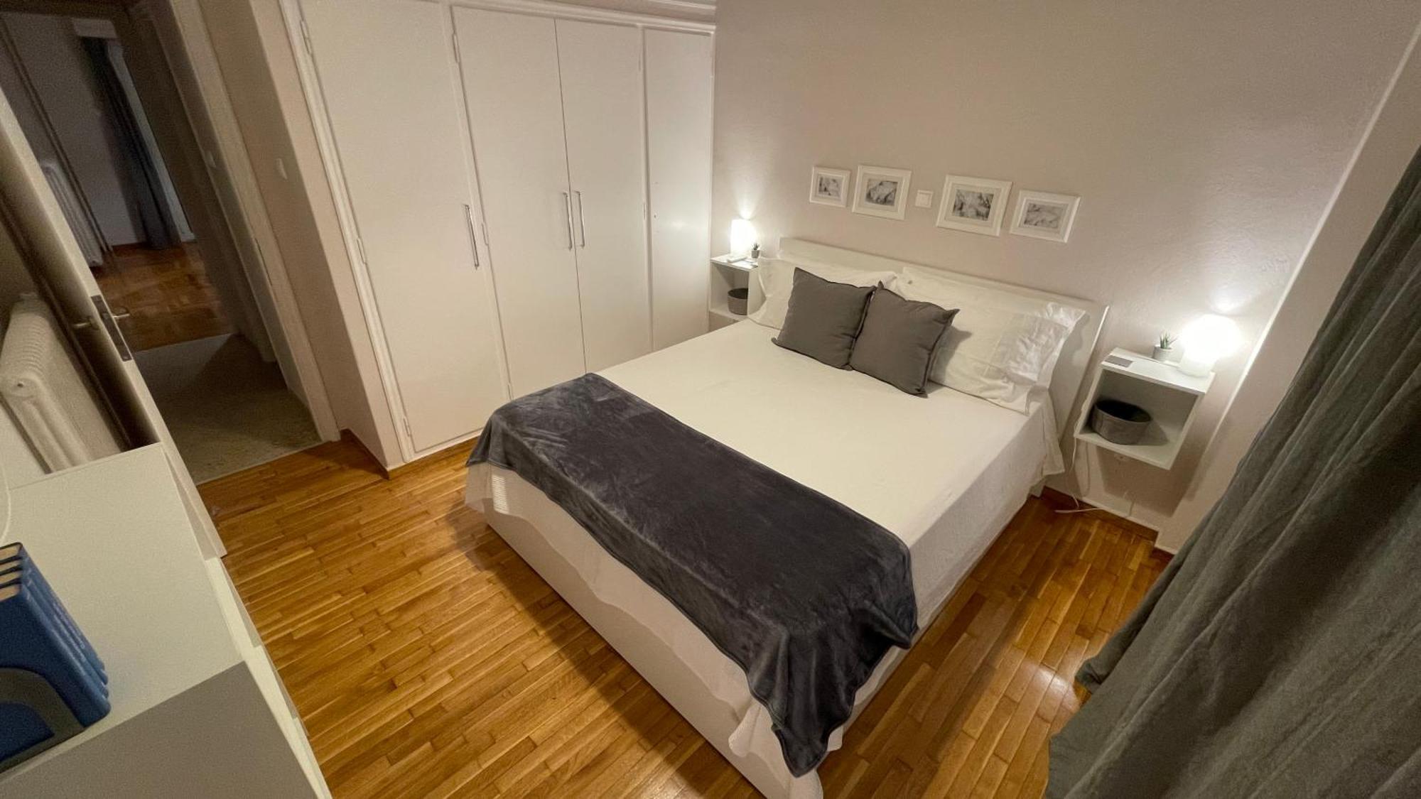 4 Newly Renovated Charming Apartments Steps From Panormou Metro Station Athen Zimmer foto